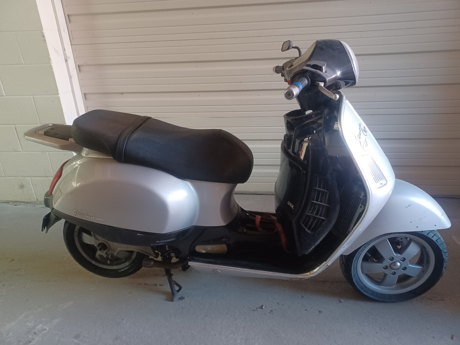 07 Vespa 200 GT ECU COMPUTER CDI ECM CONTROL ELECTRONIC UNIT